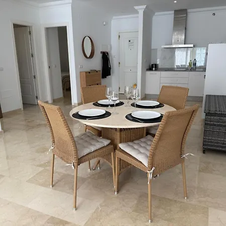 Apartment Tualto *