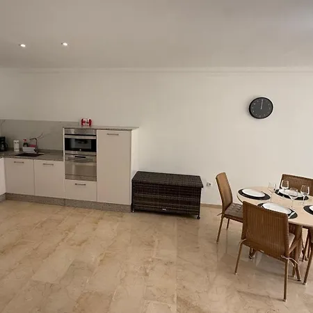 Tualto Apartment Estepona